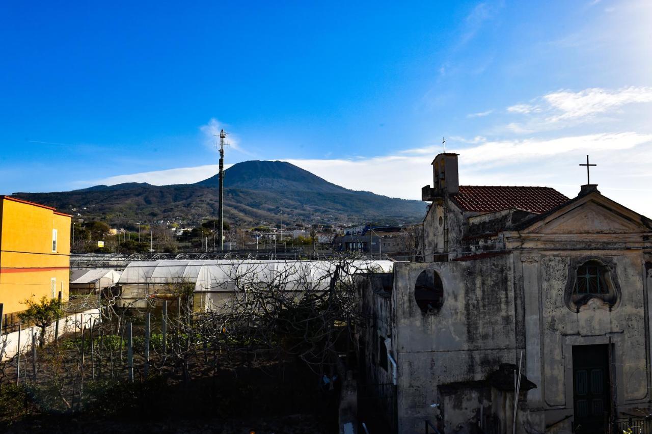 B&B Guest Armonie Torre del Greco Exterior photo
